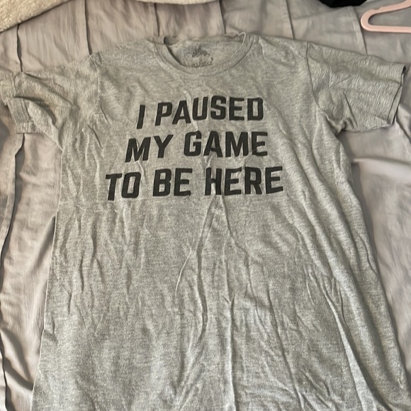 Various Oversized Shirts - Picture 4 of 5